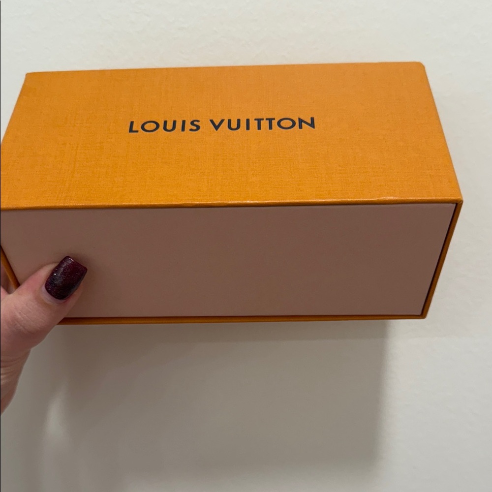 Louis Vuitton sunglasses box